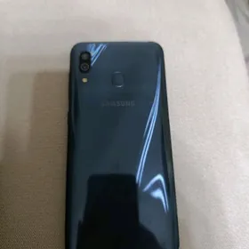 Samsung A30