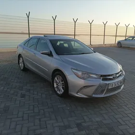 Toyota Camry 2015