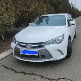 Toyota Camry 2017