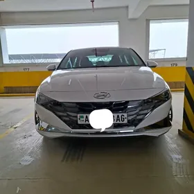 Hyundai Elantra 2021