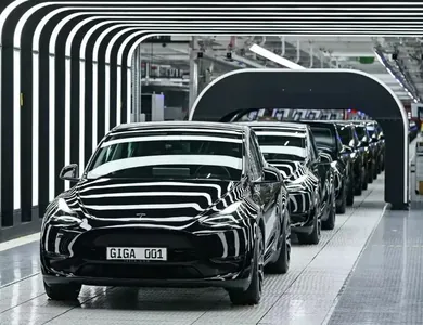 Tesla ilkinji gezek ýyllyk girdejisiniň peselendigini hasaba aldy