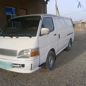 Toyota Hiace 2000