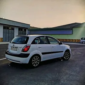 Kia Rio5 2006