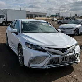 Toyota Camry 2023