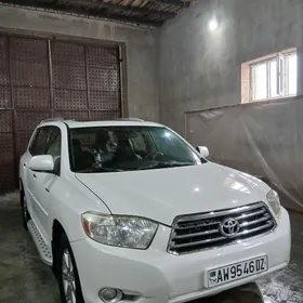 Toyota Highlander 2010