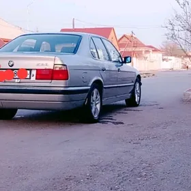 BMW 525 1992
