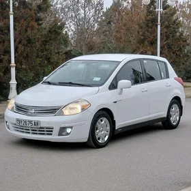 Nissan Versa 2010