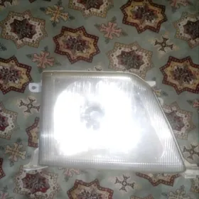 Фара Прадо 2002