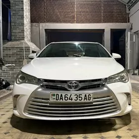 Toyota Camry 2017