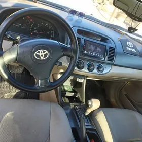 Toyota Camry 2003