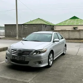 Toyota Camry 2011