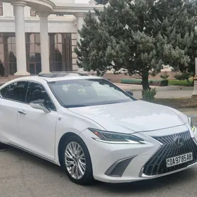 Lexus ES 350 2020