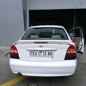 Daewoo Nubira 1999
