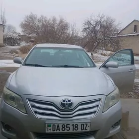 Toyota Camry 2010