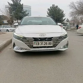 Hyundai Elantra 2021