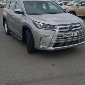 Toyota Highlander 2017
