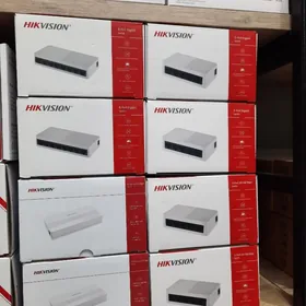 Komutator switch Hikvision