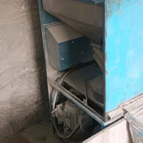 меке увейэн