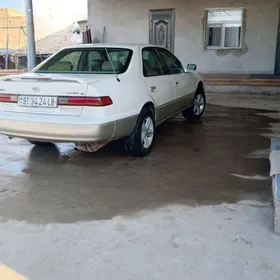 Toyota Camry 1999