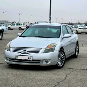 Nissan Altima 2008