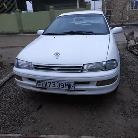 Toyota Carina 1992