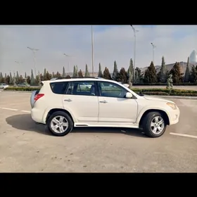 Toyota RAV4 2010