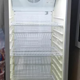 витрина холодильник