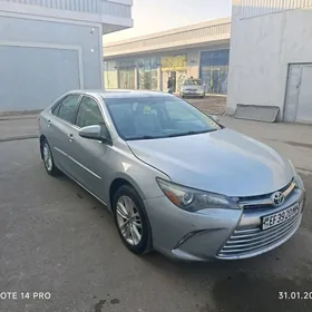 Toyota Camry 2016