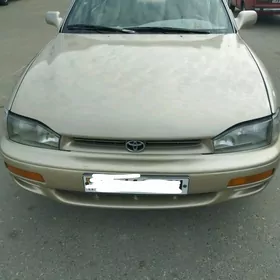 Toyota Camry 1995