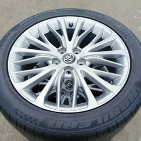 Orginal Camry disge 18