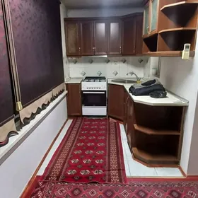 11mkr 4/2etažy 2kom 3edilen