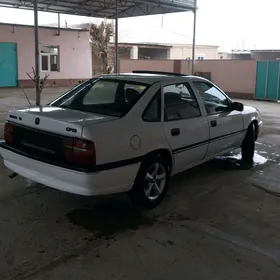 Opel Vectra 1990