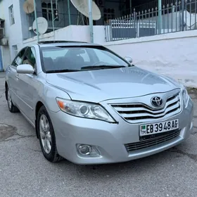 Toyota Camry 2010