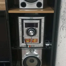 Sony.muzikalniy sentir