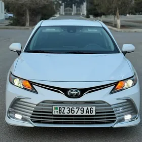 Toyota Camry 2022