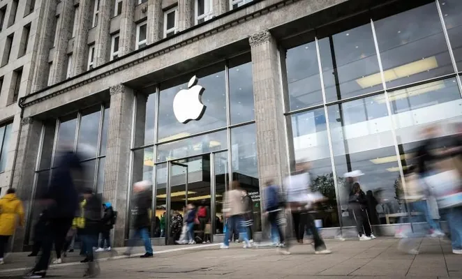 Apple получила рекордную на все времена квартальную выручку в $143,8 млрд