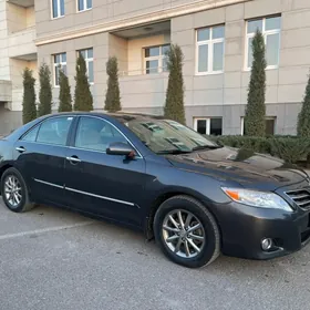 Toyota Camry 2010