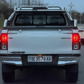 Toyota Hilux 2019