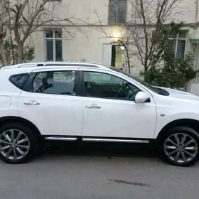 Nissan Qashqai 2013