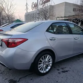 Toyota Corolla 2018