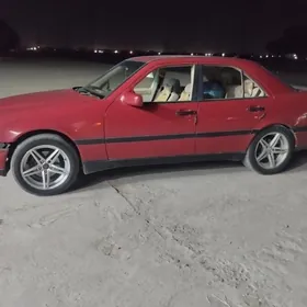 Mercedes-Benz C-Class 1994