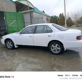 Toyota Camry 1992