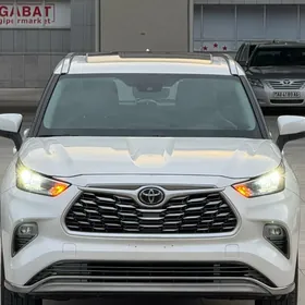 Toyota Highlander 2022