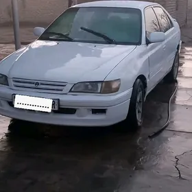 Toyota Corona 1996