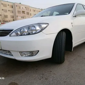 Toyota Camry 2003