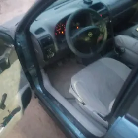 Opel Astra 1999