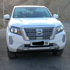 Nissan Navara 2024