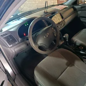 Toyota Camry 2005