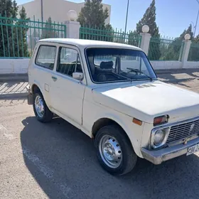 Lada Niva 1987