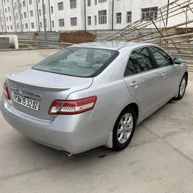 Toyota Camry 2010
